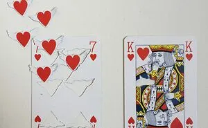 I Make Playing Card Collages To Display Scenes Of Love, Loss, And Other Emotions (15 Pics)