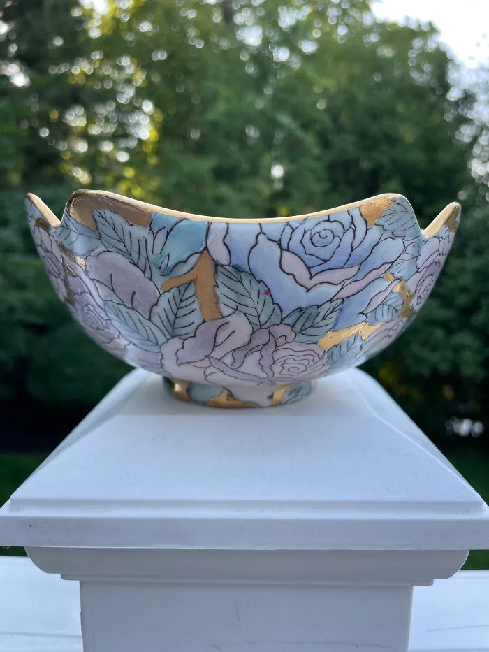 Vintage Toyo Bowl With Gold Leaf And Roses. Got It For $8