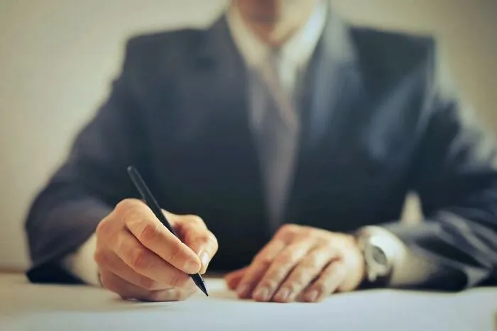 30 People Remember The Nastiest Thing Their Bosses Have Said To Them, And It's Hard To Believe Such Horrible People Exist