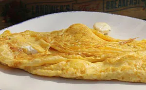 Karen Has To Learn What Omelette Is After Causing An Embarrassing Scene At A Restaurant For Being Served Exactly What She Ordered