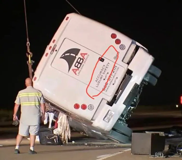 This Facebook Group Documents Examples Of Bad Drivers, Here Are 50 Of Their Funniest Posts (New Pics)