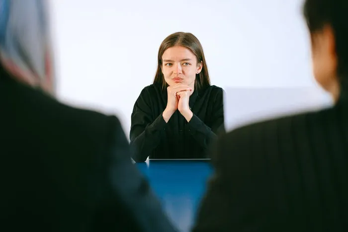 20 Personas comparten sutiles señales de alarma durante las entrevistas de trabajo que indican que no deberías aceptar el puesto
