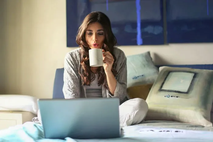 “Nunca seas el primero en decir cifras”: 20 personas comparten sus consejos más valiosos para buscar empleo
