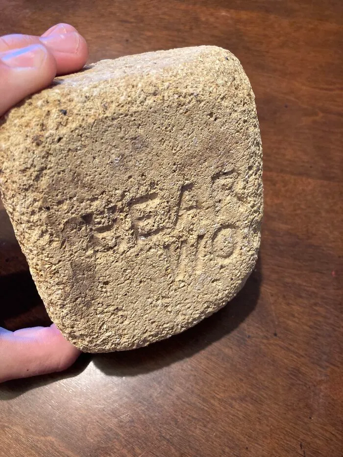 I Found This While Snorkeling In Maui. The Writing Says Hear Wo But I’m Pretty Sure It Use To Say More