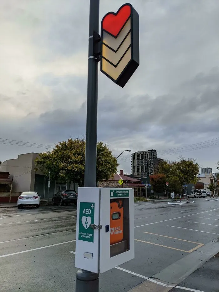 Estación pública de desfibrilación, Adelaida, Australia