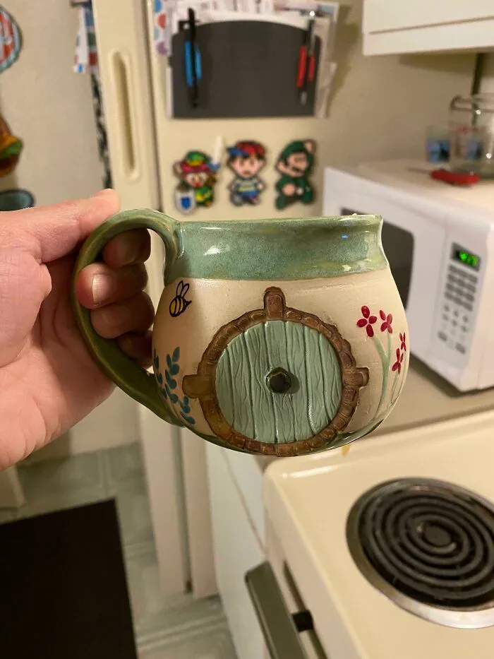 Mi taza favorita de estos días, ¡una casa de hobbit!