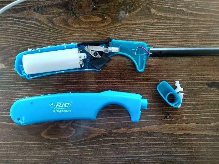 Abrí un encendedor y encontré otro encendedor dentro