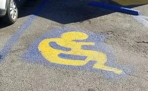 50 Designs That Are So Terrible, They Should Have Gotten Someone Fired (New Pics)