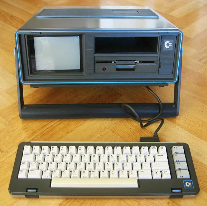 Garnet Commodore