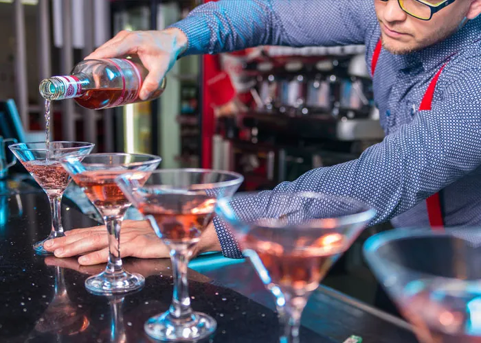 30 People Reveal "Dirty Little Secrets" About The Industries They Work In That Companies Try To Hide From Customers