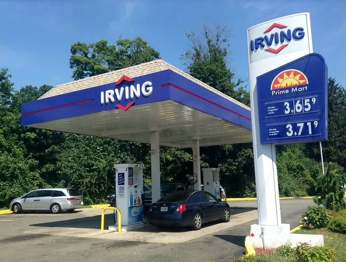 Guy Called A Gas Station Wanting It To Transfer Money