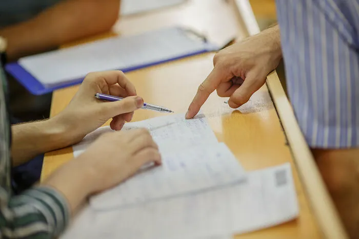 20 Personas que recibieron comentarios odiosos por las razones más extrañas