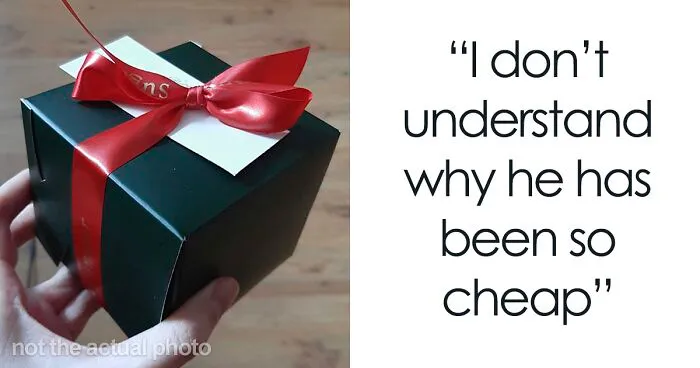 "Boyfriend Bought Me A $14 Necklace For My 30th Birthday"