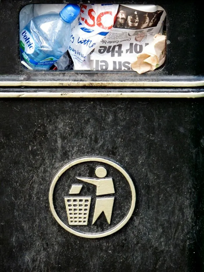 30 Behaviors That People In This Online Group Find Hard To Tolerate So They Judge Others For It