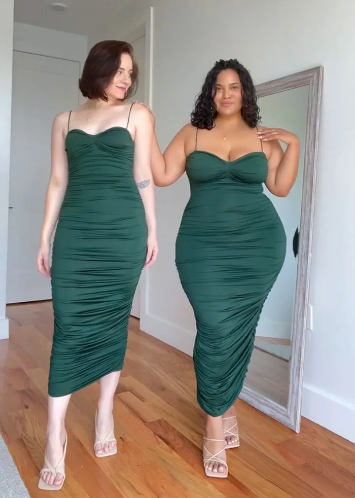 2 Amigas muestran cómo les queda la misma ropa en sus distintos tipos de cuerpo (30 nuevas fotos)