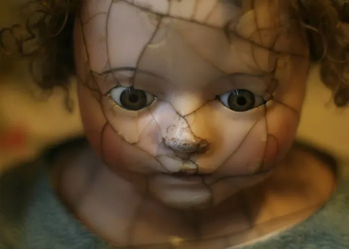 30 Of The Creepiest Things People Have Ever Discovered In Homes