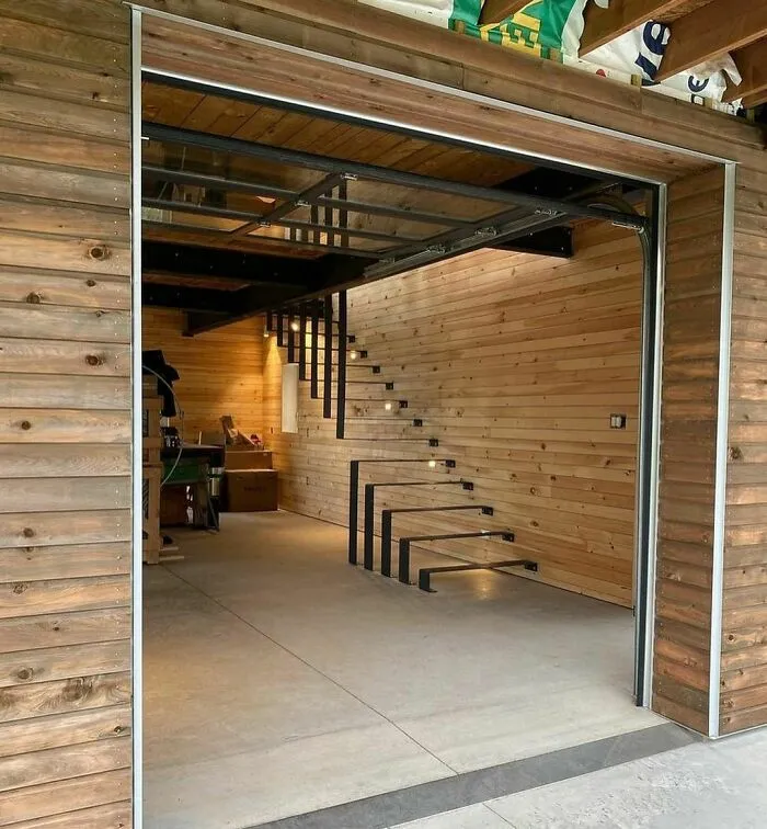 Ip384 Found Some Of The Most Terrifying Steps I’ve Ever Seen. First Of All- Why Are They So Skinny- It’s Like Walking A Tight Rope. 2. Is The Top Meant To Impale You?! 3. I Hate Them Thanks. #deathtrapstairs