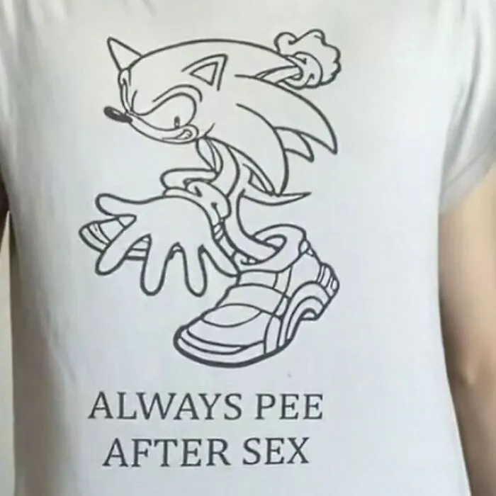 30 Ridiculous And Funny Shirts Shared On The "Good Shirts" Instagram Account
