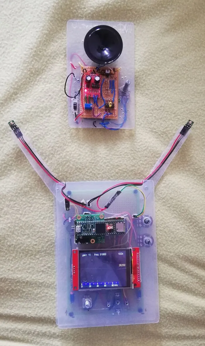 Stereo Ultrasonic Hearing Device (Bat Detector) With Ultrasonic Tone Generator