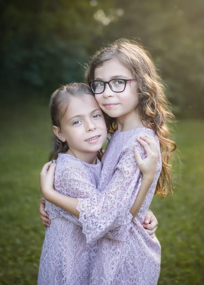 I Spent A Month Photographing Different Sisters Every Day, And Here's The Result (30 Pics)