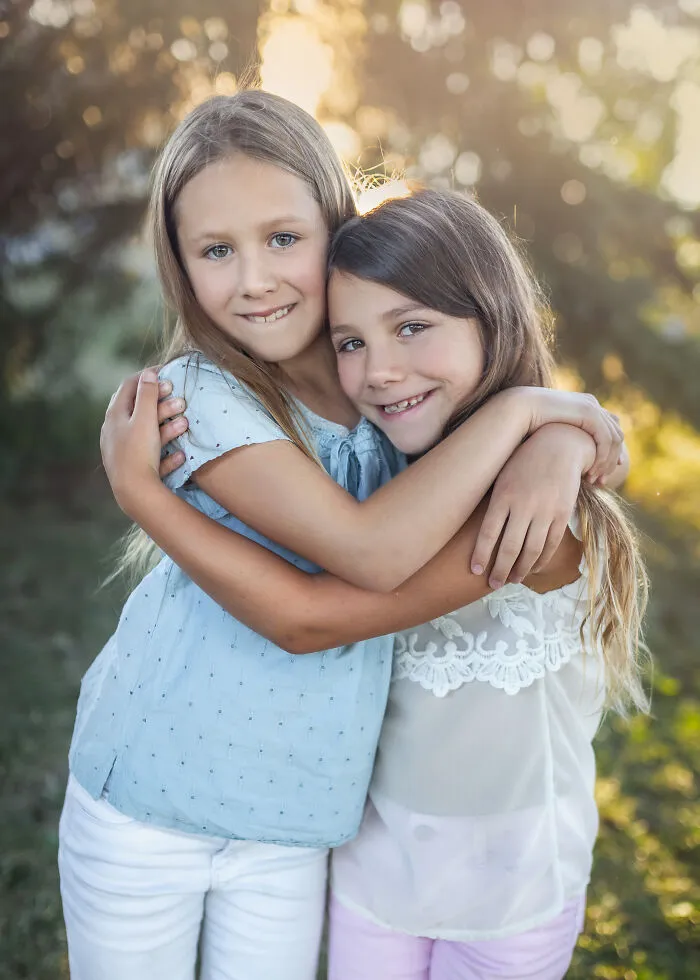 I Spent A Month Photographing Different Sisters Every Day, And Here's The Result (30 Pics)