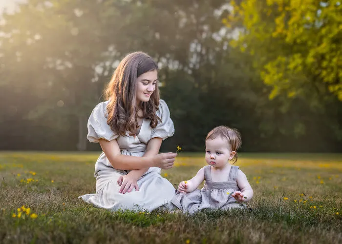 I Spent A Month Photographing Different Sisters Every Day, And Here's The Result (30 Pics)