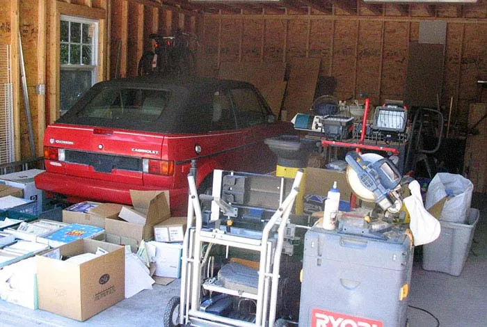 30 People Share Their Absolute Worst Homeowner Association Stories