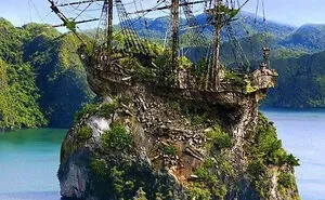 “Abandoned World”: 50 Eerie Pictures Of Forgotten Places, As Shared By This Online Page