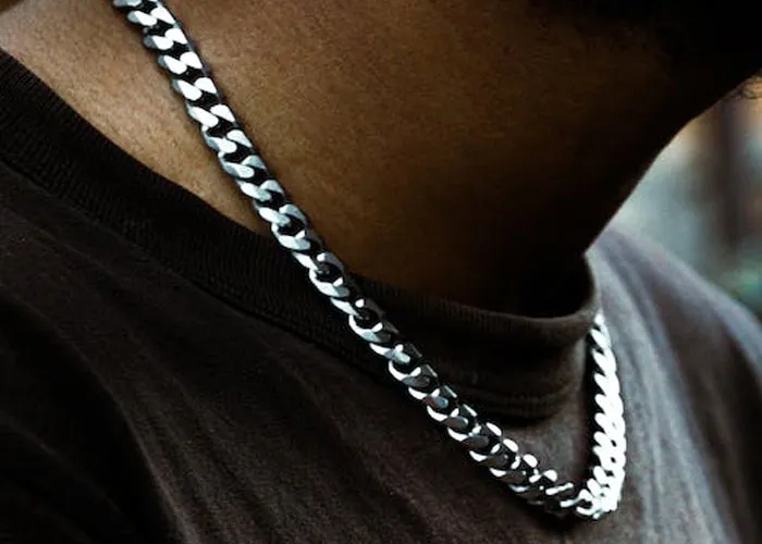 30 Brilliant Stories About The Coolest Things People Found While Using Metal Detectors