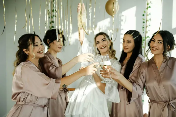 35 Of The Dumbest Wedding Traditions People Hope Will Disappear As Soon As Possible