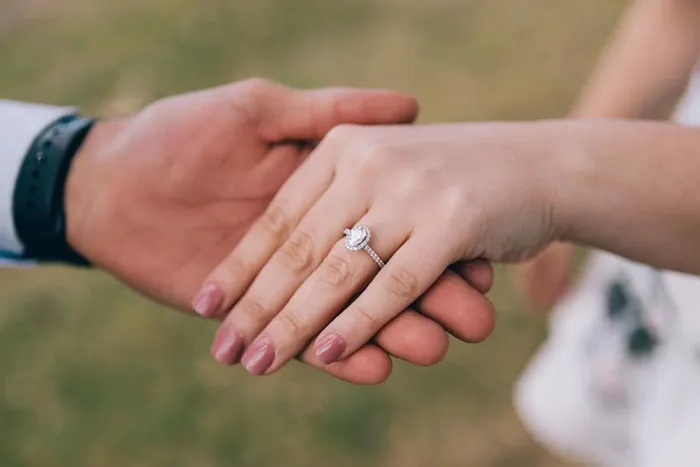 35 Of The Dumbest Wedding Traditions People Hope Will Disappear As Soon As Possible