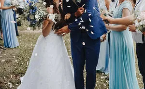35 Of The Dumbest Wedding Traditions People Hope Will Disappear As Soon As Possible