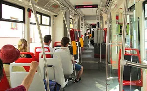 Mom Asks If She Was Wrong Not To Give Up Her Daughter’s Train Seat Though Another Passenger Paid For It