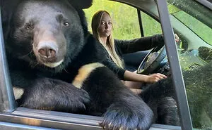 50 Confusing And Funny Photos Without Any Context, As Shared By This Instagram Page