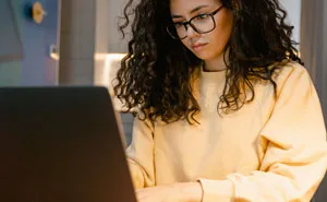 “Just Had A Zoom Job Interview, And The Recruiter Asked Me To ‘Show Her Around The Room’”