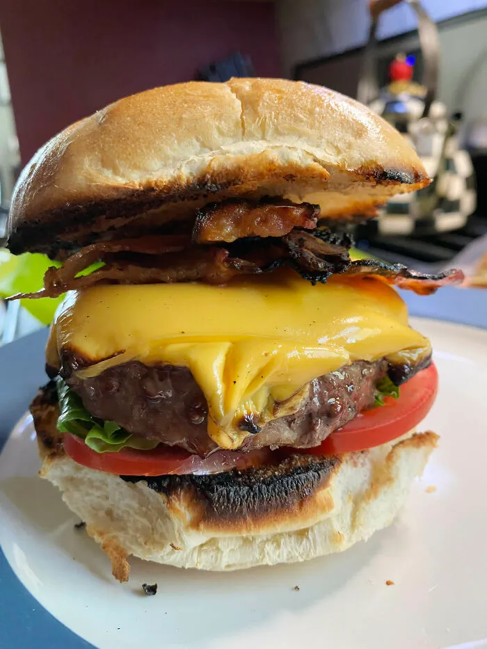 Basic Math Fails The Hamburger Lovers