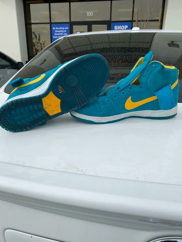 Big Find Today! Found Some Tropical Teal Dunks In Really Good Condition Just Gotta Clean Em Up And Boom! New Dunks For Only $2