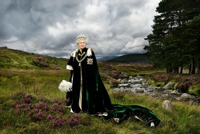 Queen Elizabeth II Has Outlasted The Longest-Reigning Occupant Of The Roman Imperial Throne, Constantine Viii (30 III 962 - 11 Xi 1028), Whose Tenure Went On For 66 Years And 226 Days