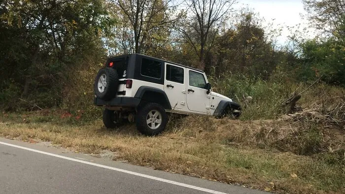 People Wouldn’t Stop Mudding In This Farmers Field. So The Farmer Put Up A Dirt Barrier At The Fields Entrance. Today It Caught Someone