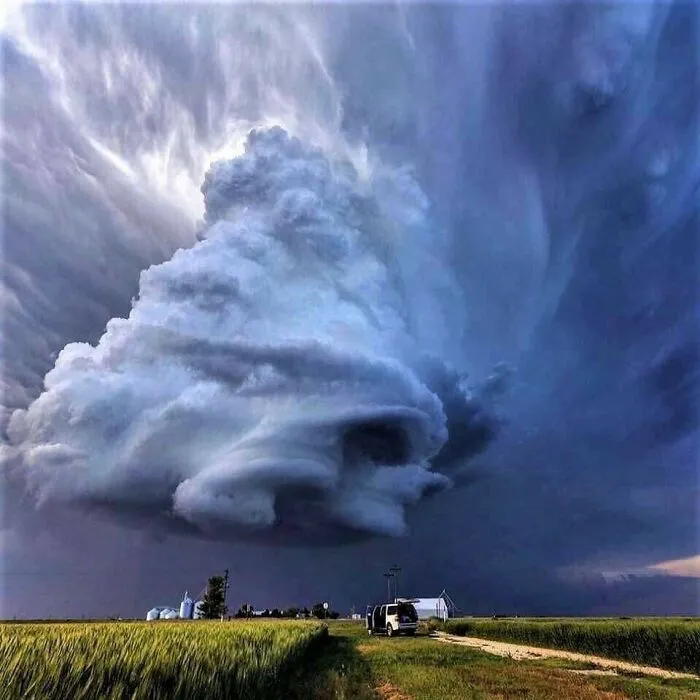 Supercell Near Leoti, Ks