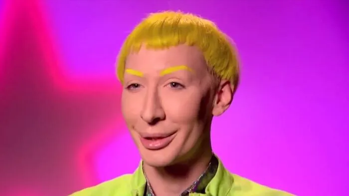 Gime That Freshly Opened Highlighter Look