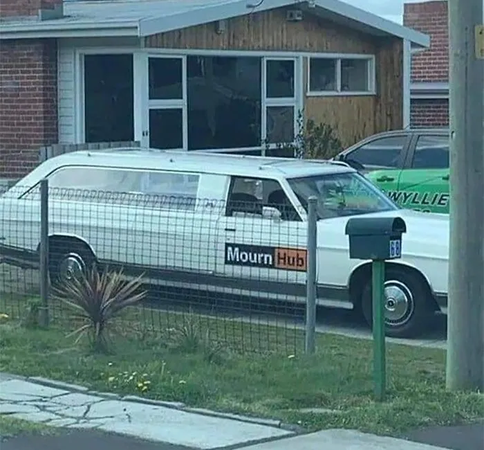 50 Times People Ruined Their Cars With Dumb Mods, As Shared On This Online Page