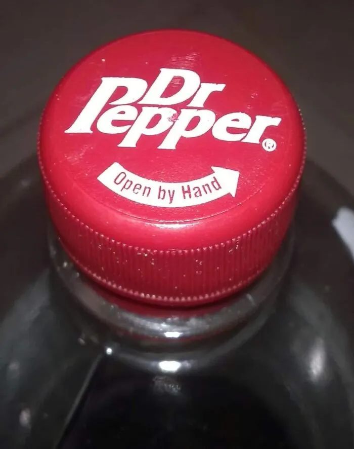 50 Times People Found Weird Or Hilarious Disclaimers That Were "Clearly The Result Of A Lawsuit"