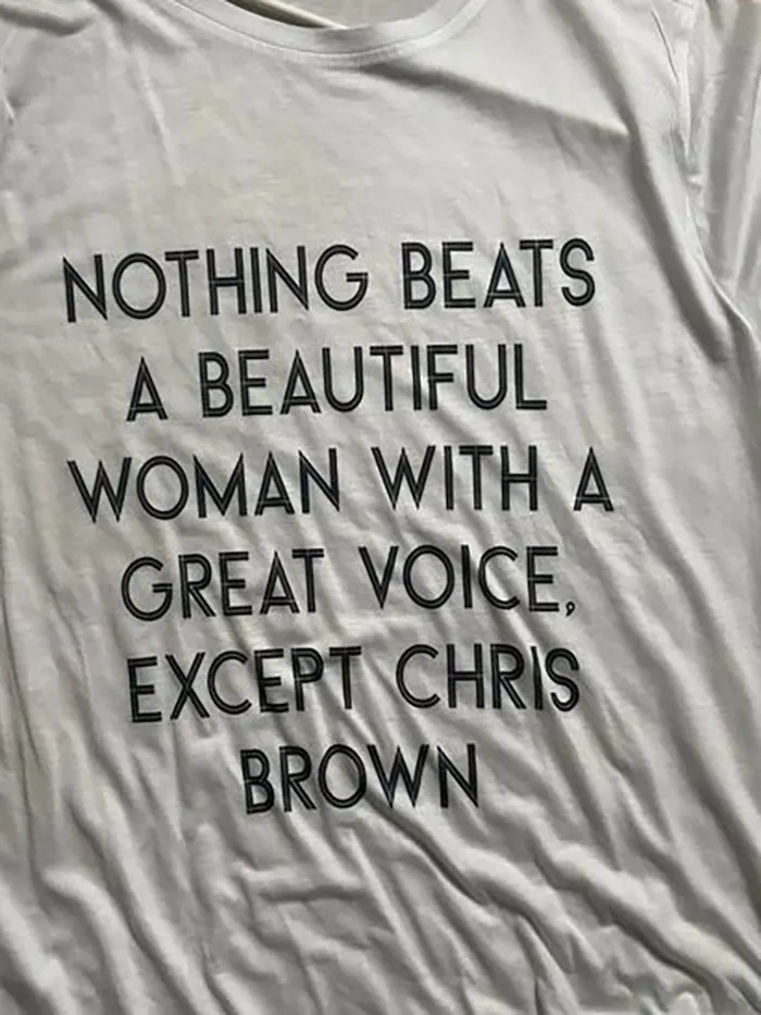 50 Ridiculous, Bizarre, And Downright Cursed Shirts People Actually Wear Out In Public, As Shared By These Twitter Accounts (New Pics)