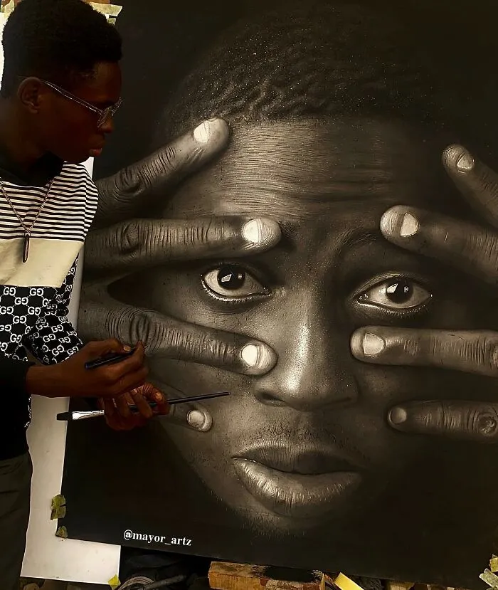 Surprisingly Realistic: 27 Charcoal Drawings By This Artist