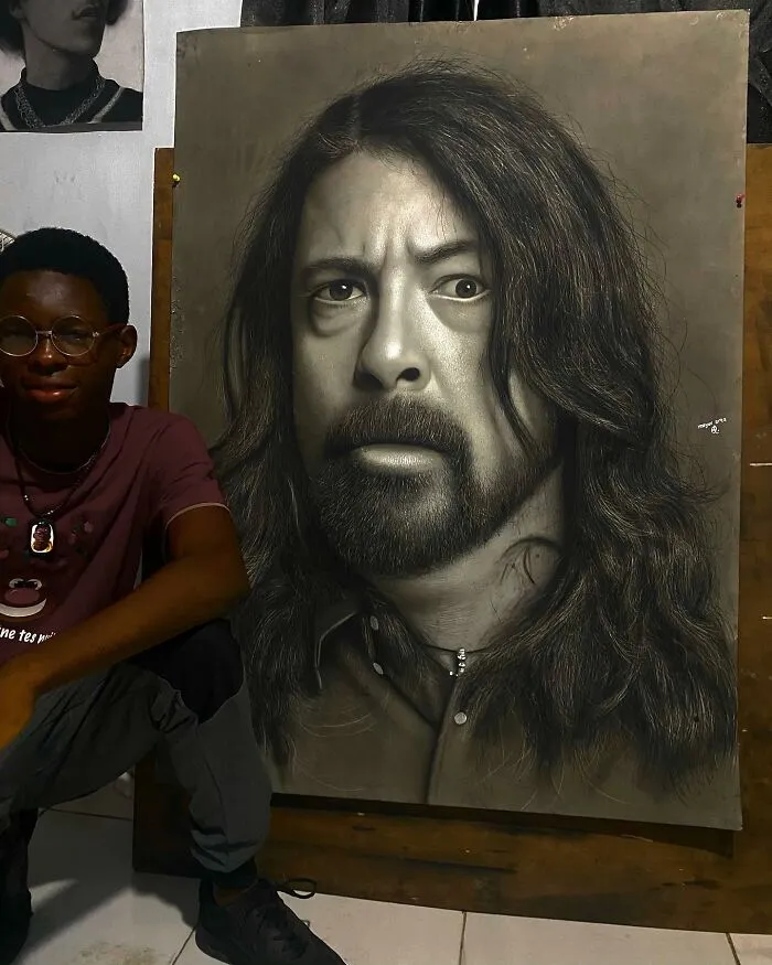 Surprisingly Realistic: 27 Charcoal Drawings By This Artist