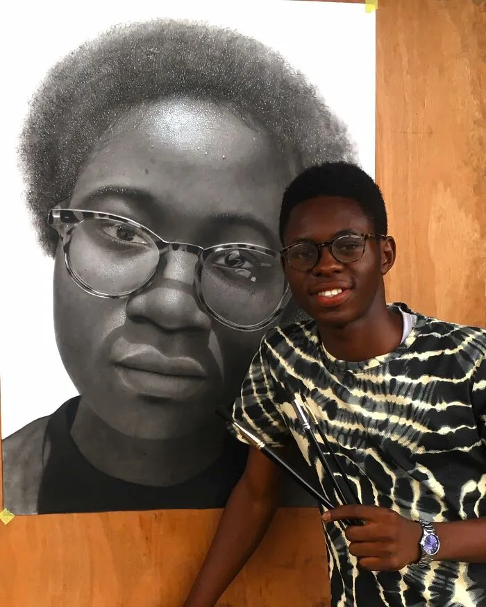 Surprisingly Realistic: 27 Charcoal Drawings By This Artist
