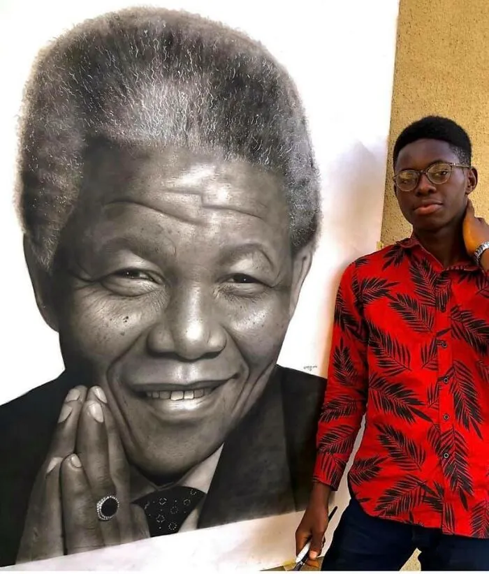 Surprisingly Realistic: 27 Charcoal Drawings By This Artist