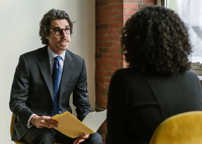 30 People Share Things In Job Descriptions Or Interviews That Instantly Indicate Red Flags