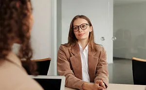 30 People Share Things In Job Descriptions Or Interviews That Instantly Indicate Red Flags